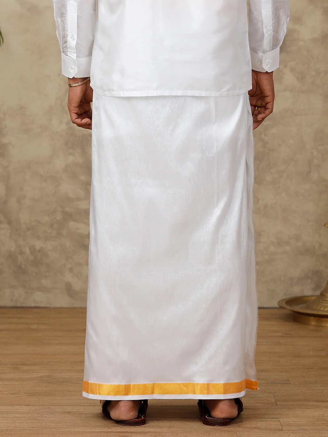 Men Pure Silk White with 1" inch Gold Jari Border Dhoti & Towel Set Thirukalyan - Image 5
