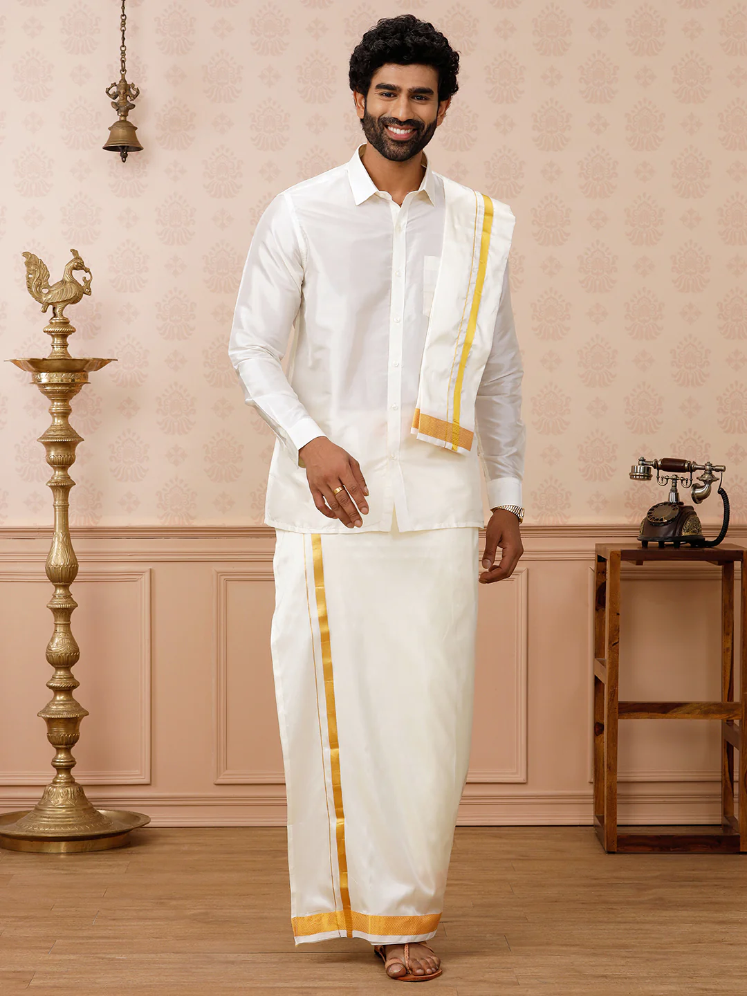 Men Pure Silk Cream Towel with 1 1/2" inch Jari Border Rajahamsa - Image 2