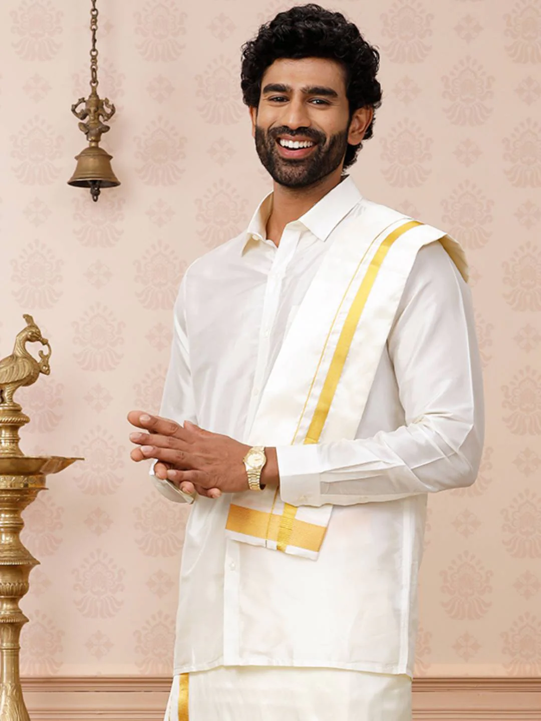 Men Pure Silk Cream Towel with 1 1/2" inch Jari Border Rajahamsa - Image 3