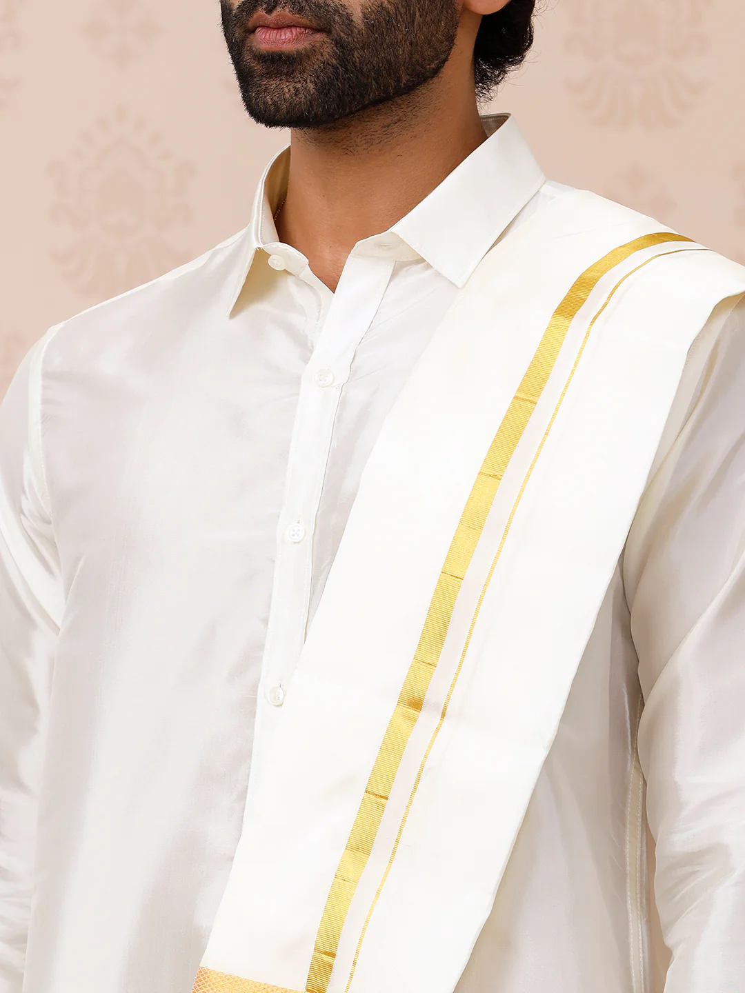Men Silk Cream Towel with Gold Jari Border Suba Vivaga 40K - Image 2