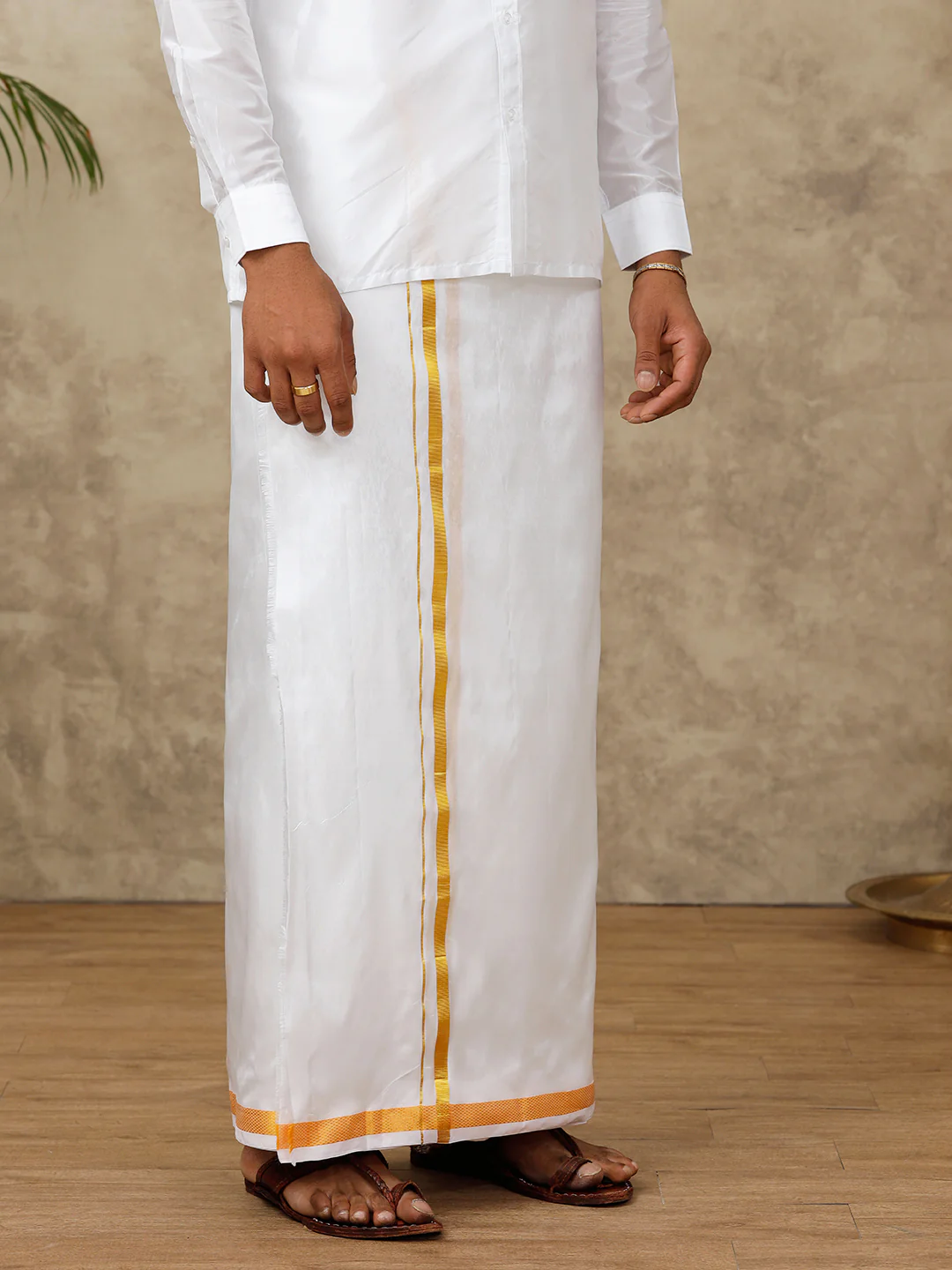 Men Silk Double Dhoti 3/4" inch Gold Jari Border Suba Vivaga - Image 2
