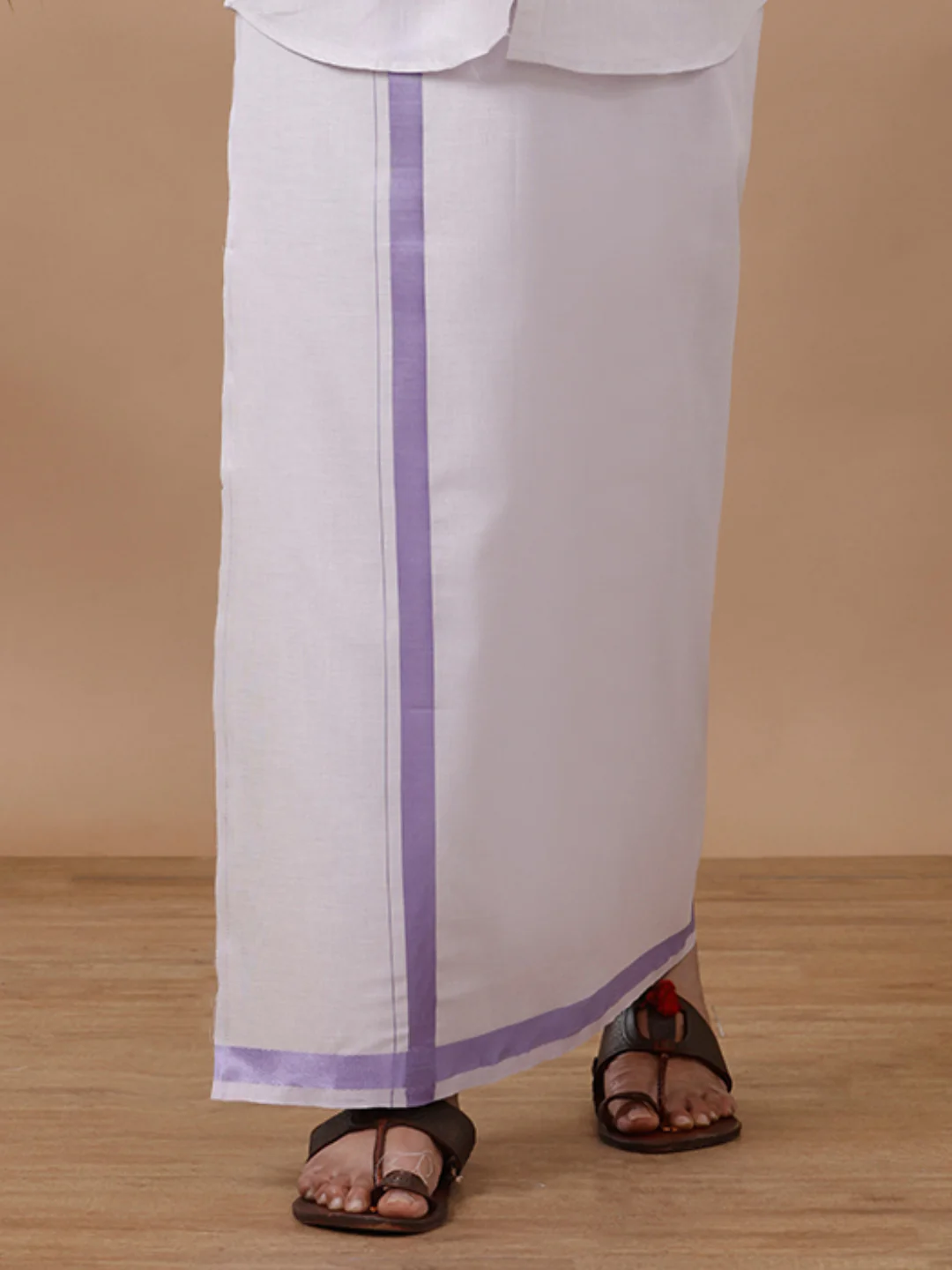 Men Tissue Single Layer Lavender Dhoti with Jari Border - Image 4