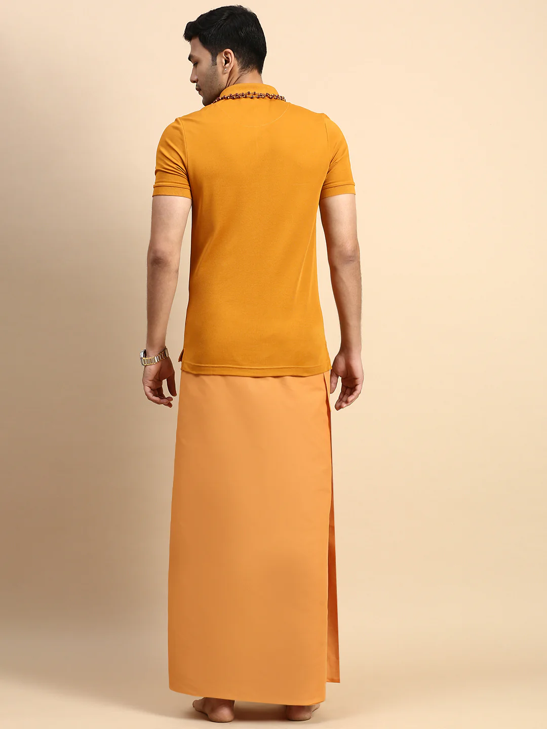 Men Devotional Small Border Dhoti & TShirt Set Kaavi EP41 - Image 3