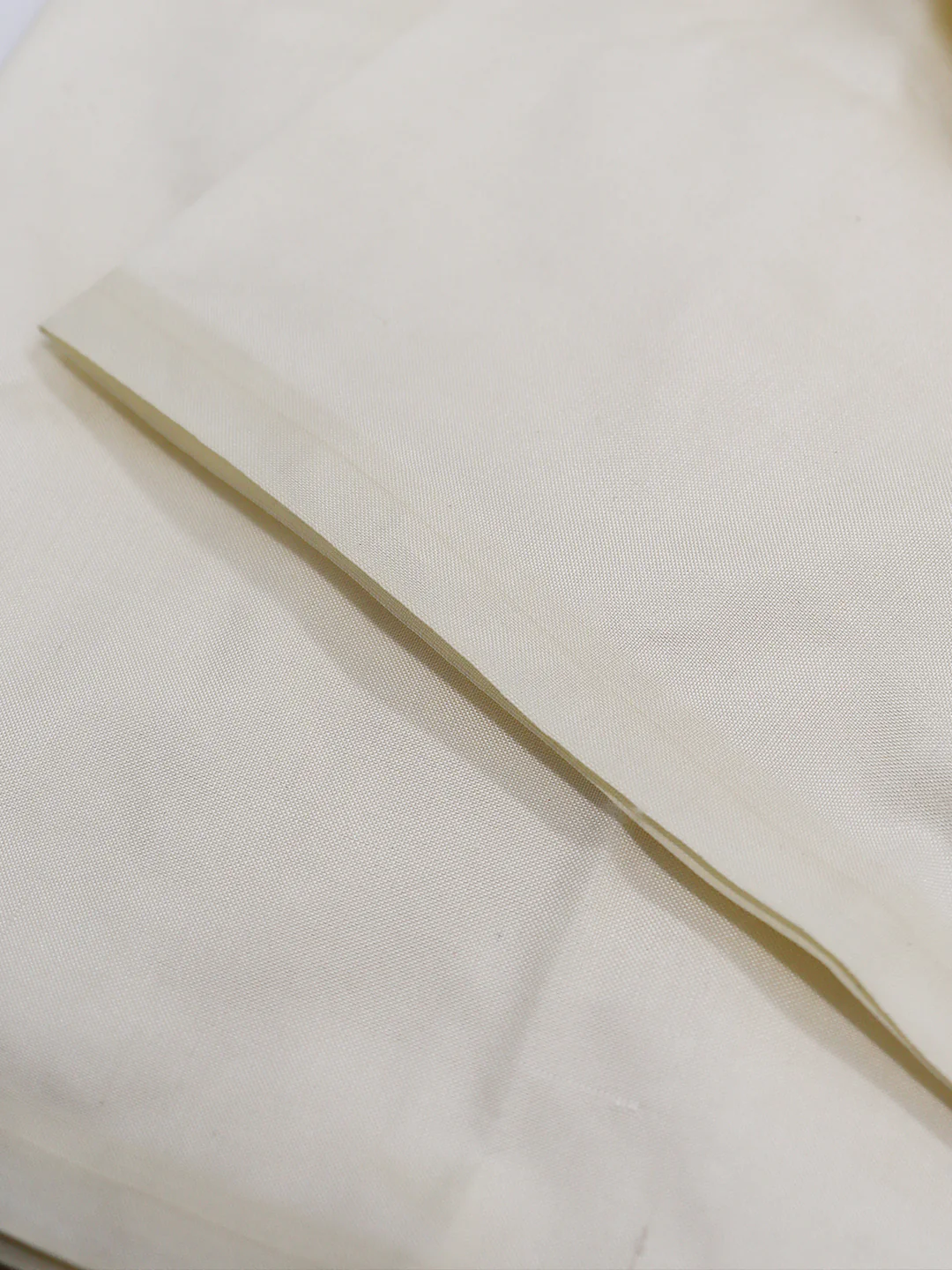 Pure Silk Plain Cream Shirting Fabric 5566 - Image 4