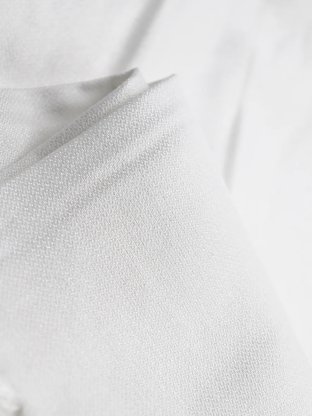 Super Soft & Breathable Bamboo Bath White Towel (0.90m*1.80m) - Image 3