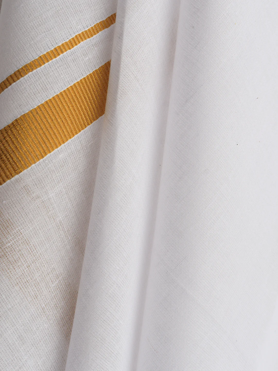 Vetha 1/2" inch Jari Towel White VF - Image 5