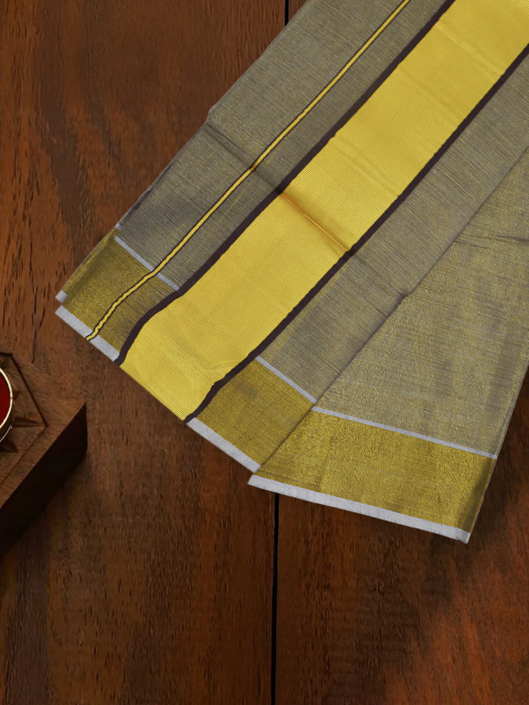 Tissue Gold Jari Border Panchakacham with Angavasthram Set (9+5) Gangotri GGC04 - Image 2