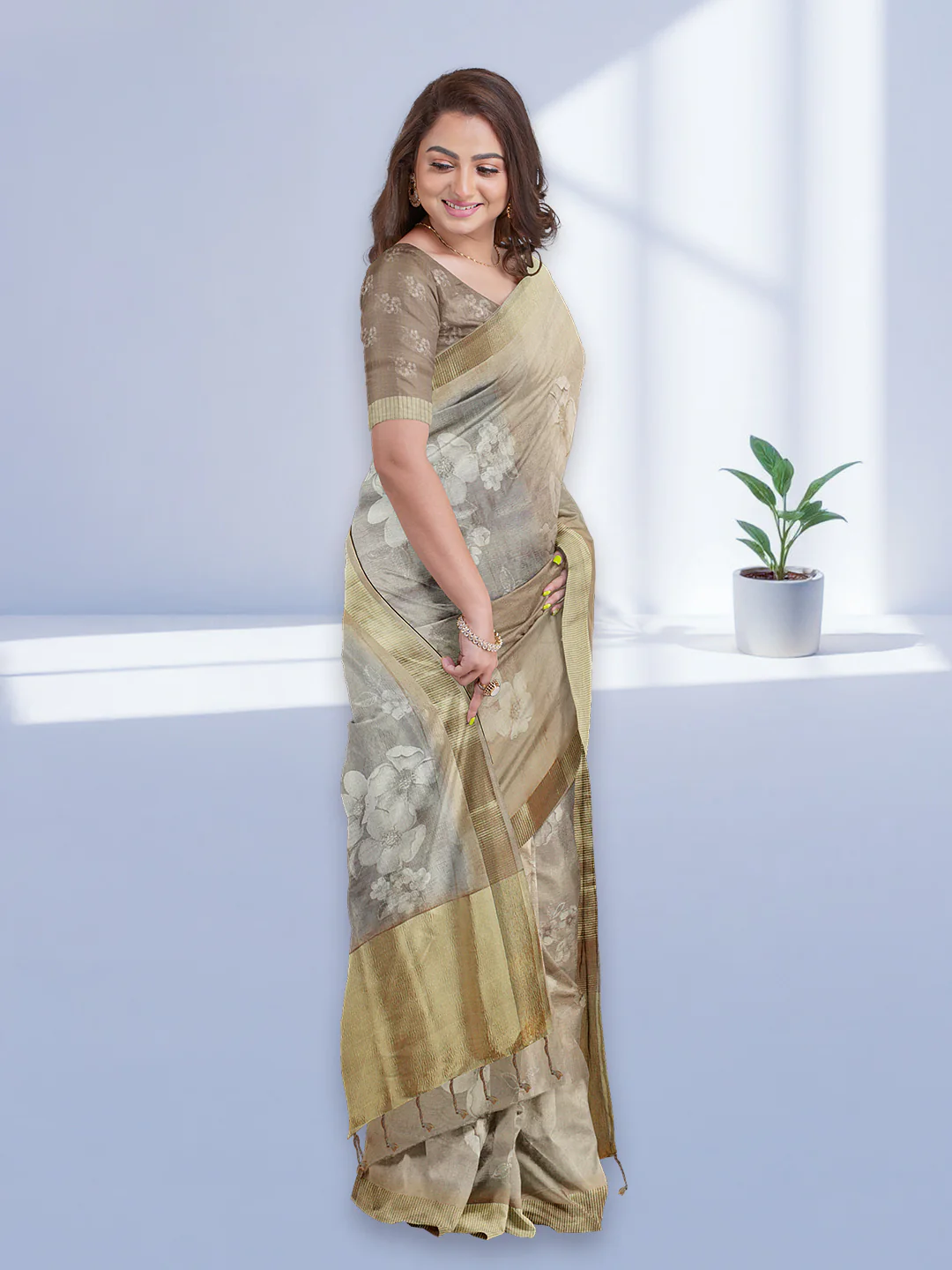 Women Gold with Silver Tissue Saree TS54 - Image 2