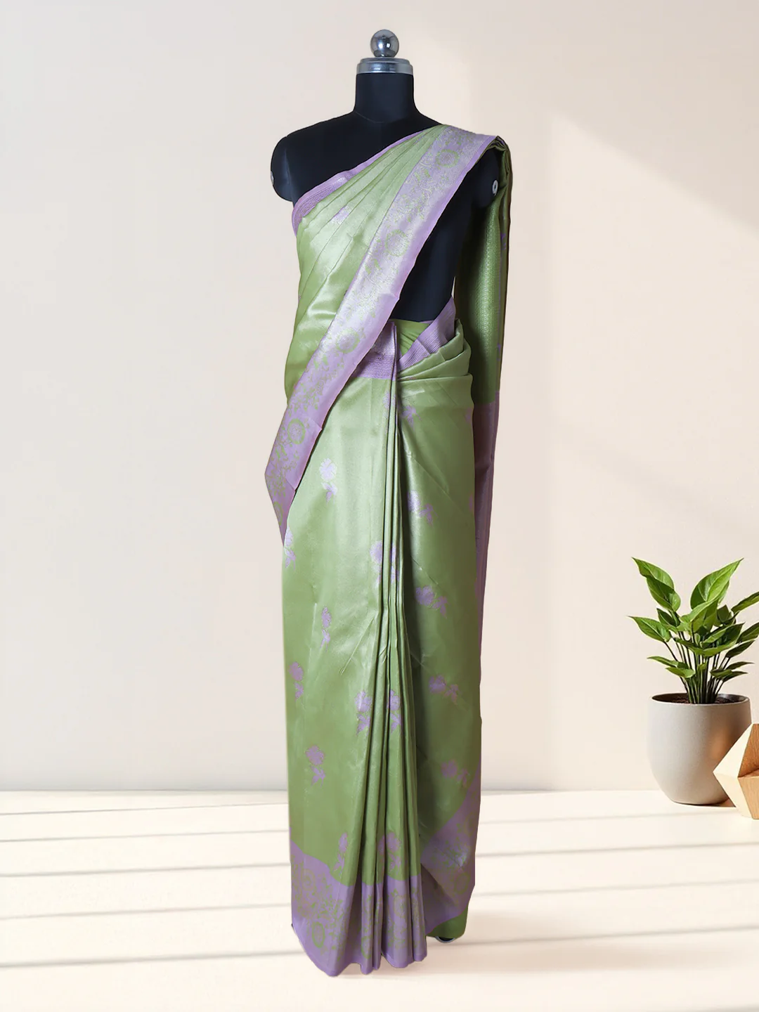Women Green Art Silk Saree ASS101 - Image 2