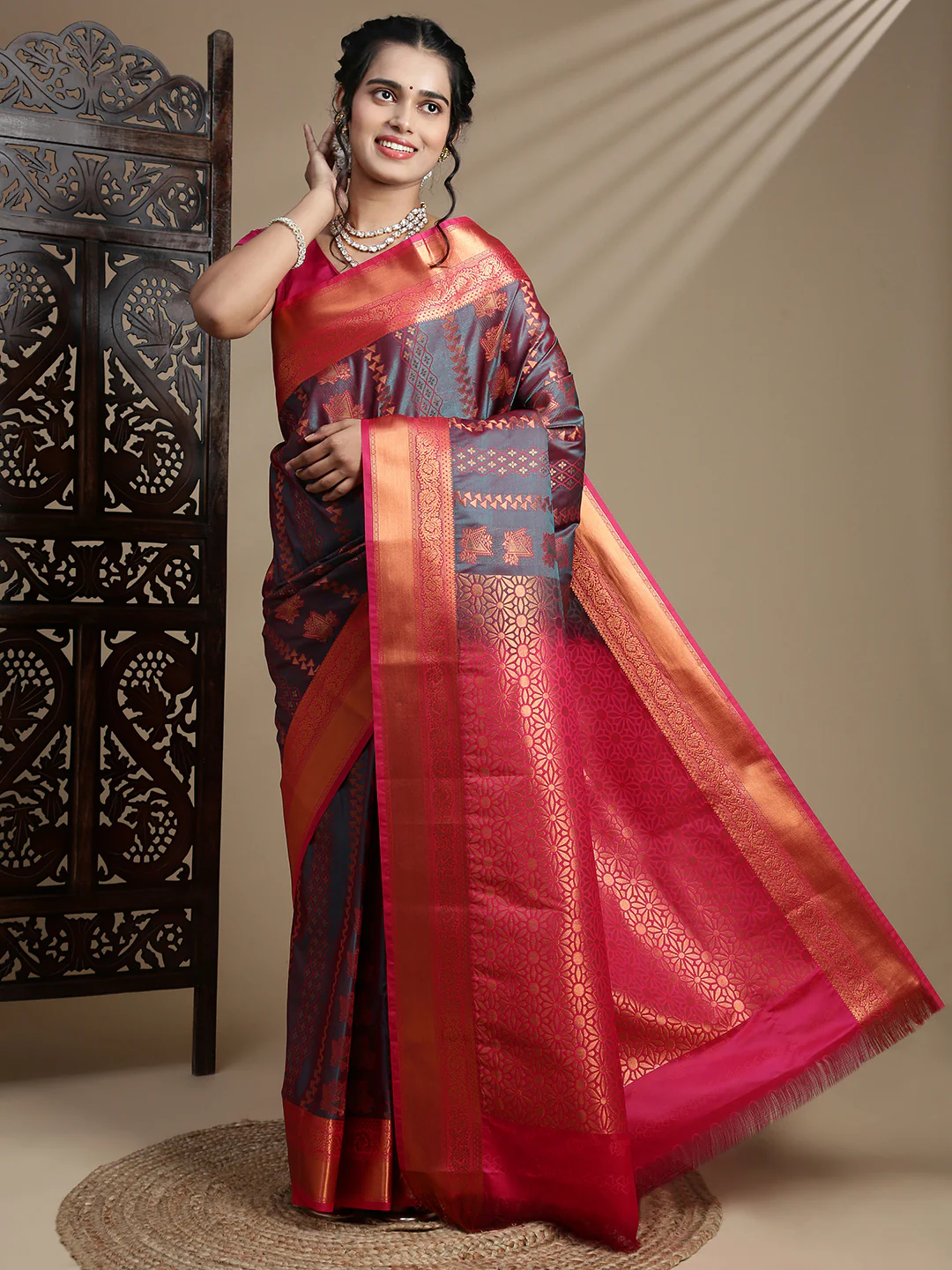 Women Green Art Silk Saree ASS116 - Image 4