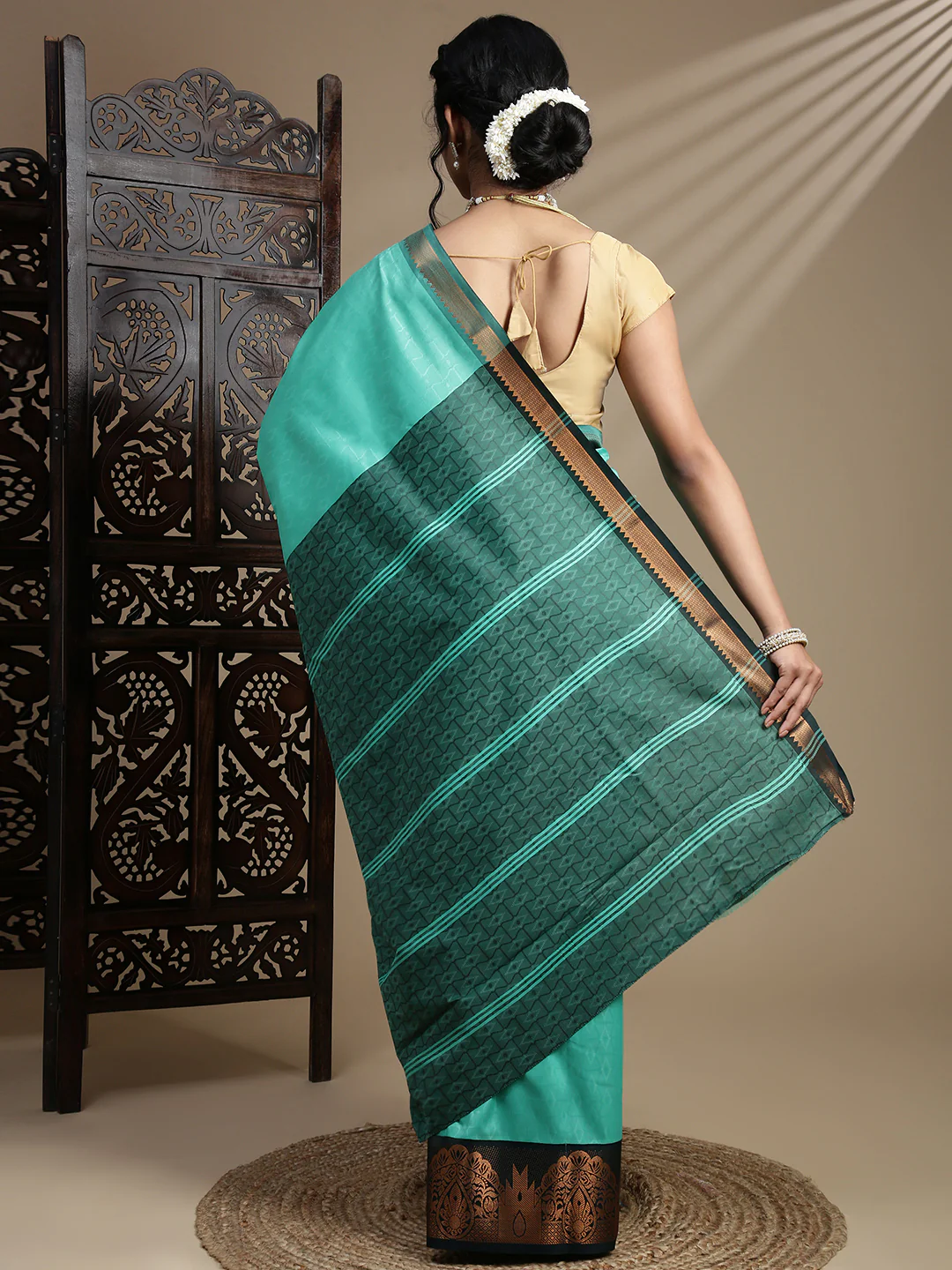 Women Green Art Silk Saree ASS124 - Image 4