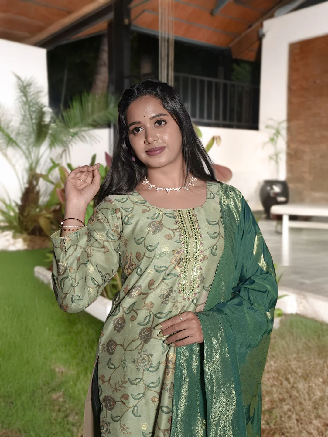 Women Green MM Silk Printed Kurti Set EKS120 - Image 2