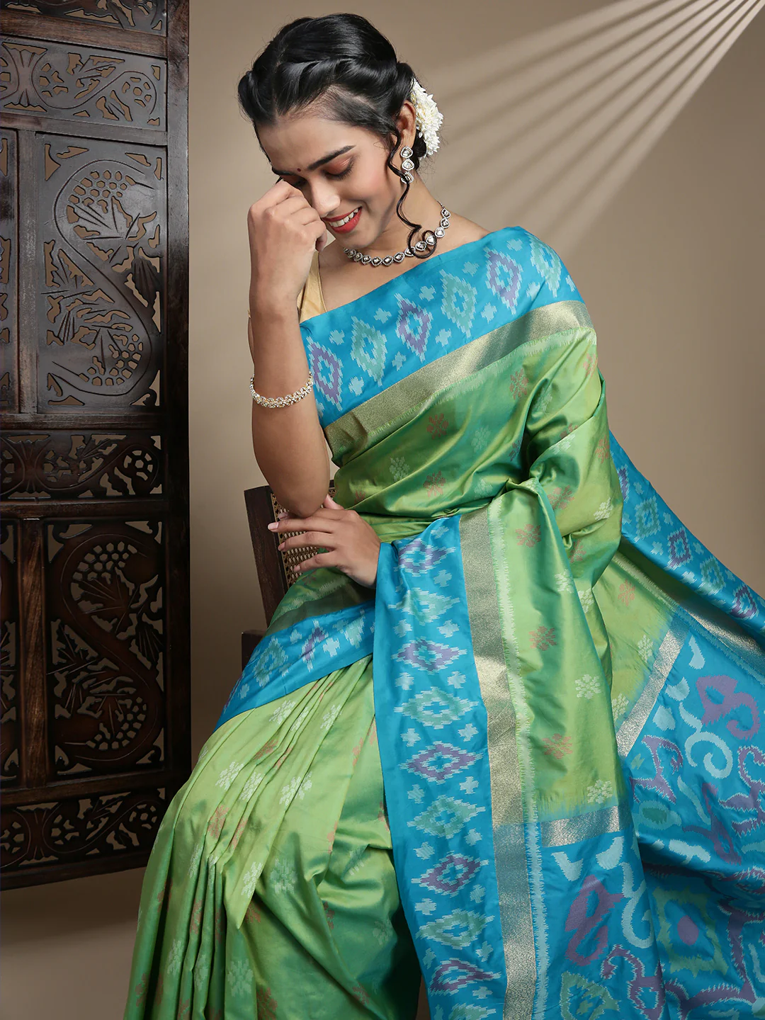 Women Green Soft Silk Saree SS393 - Image 2