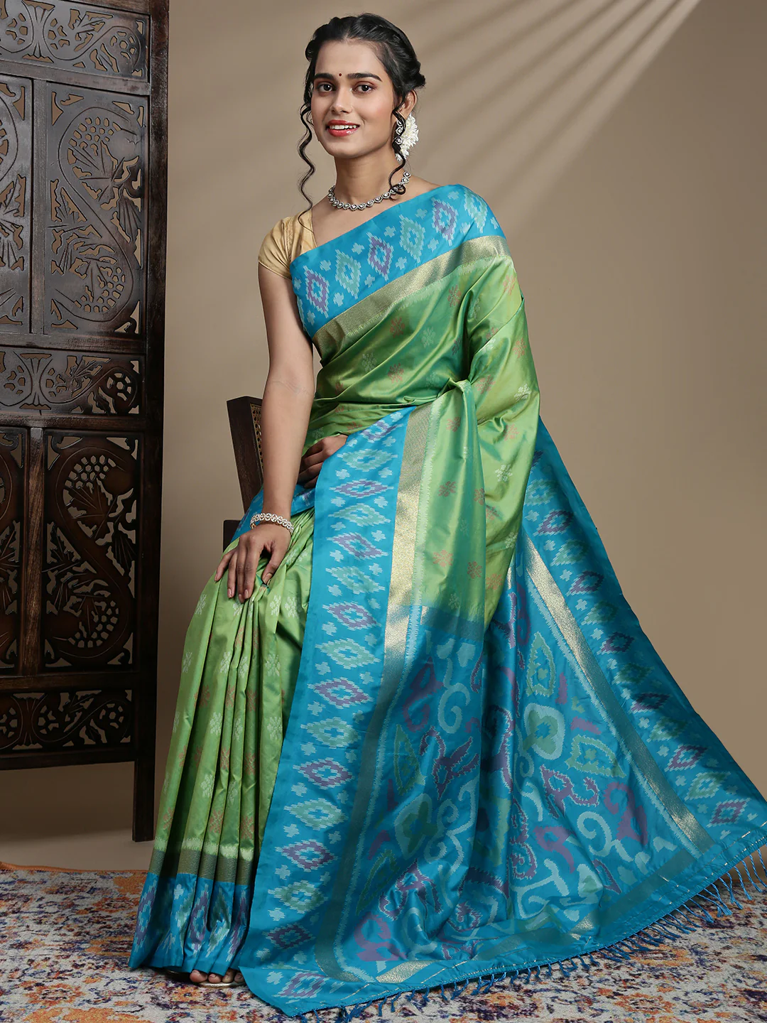 Women Green Soft Silk Saree SS393 - Image 3