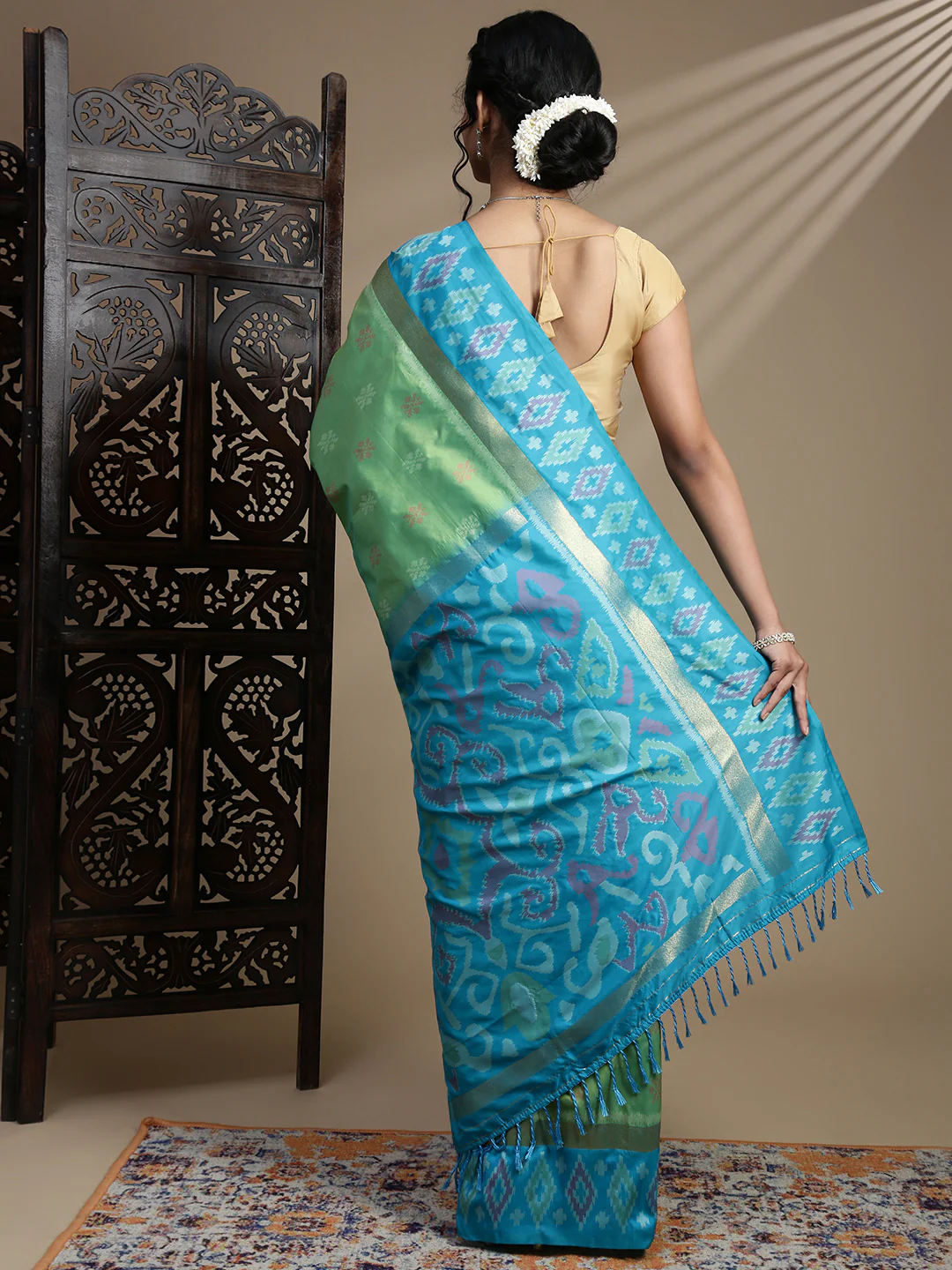 Women Green Soft Silk Saree SS393 - Image 4