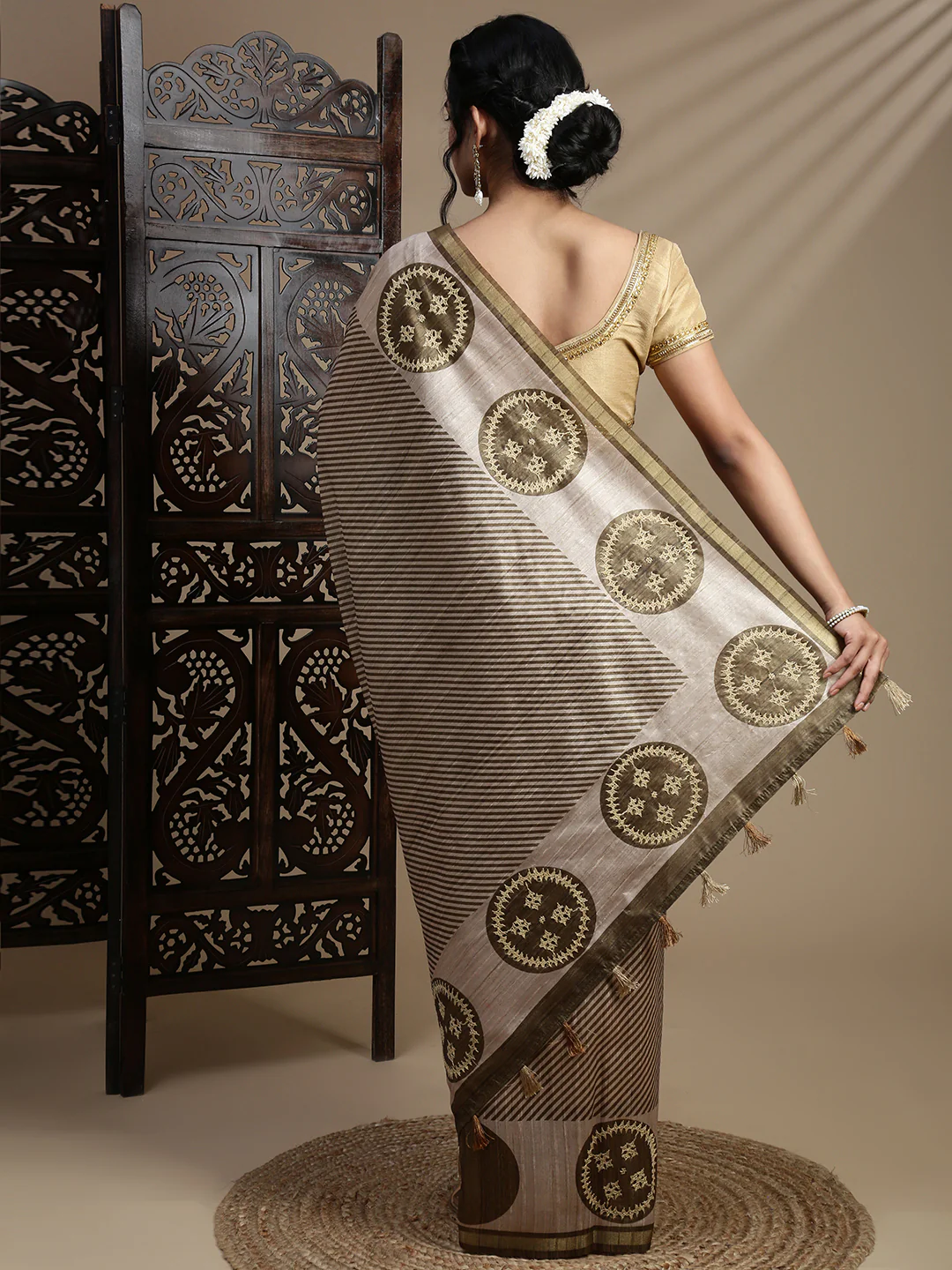 Women Green with Brown Semi Raw Silk Embroidered Saree SRS112 - Image 4