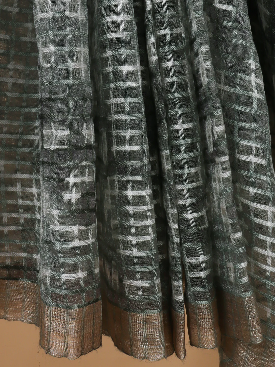 Women Grey Fancy Cotton Saree SS365 - Image 4