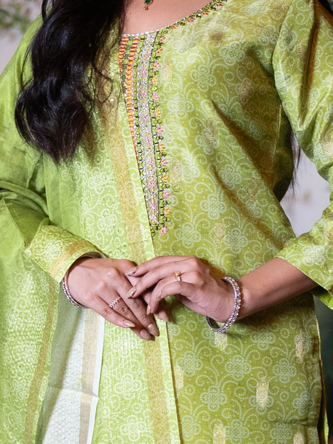 Women Light Green MM Silk Printed Kurti Set EKS112 - Image 2