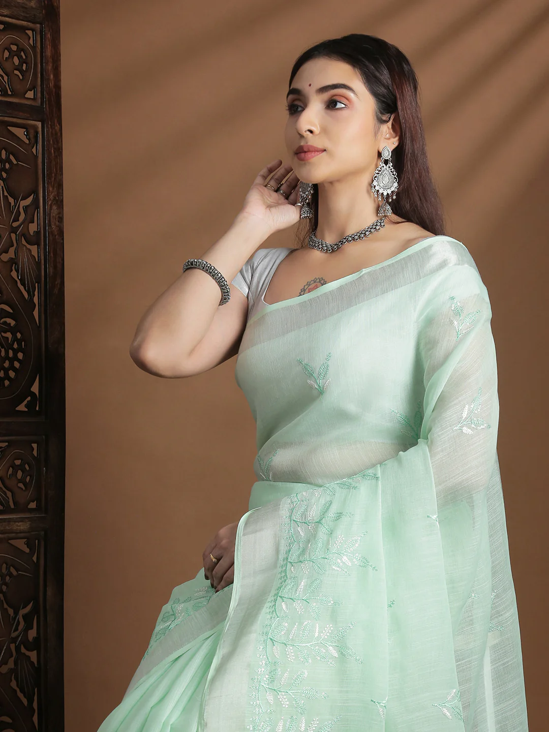 Women Light Green Semi Linen Embroidered Saree SL247 - Image 2