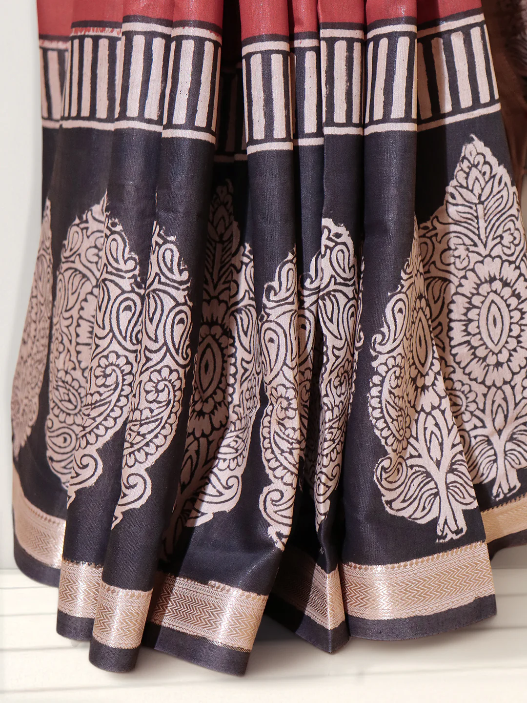 Women Maroon Semi Chanderi Cotton Printed Saree SC79 - Image 4