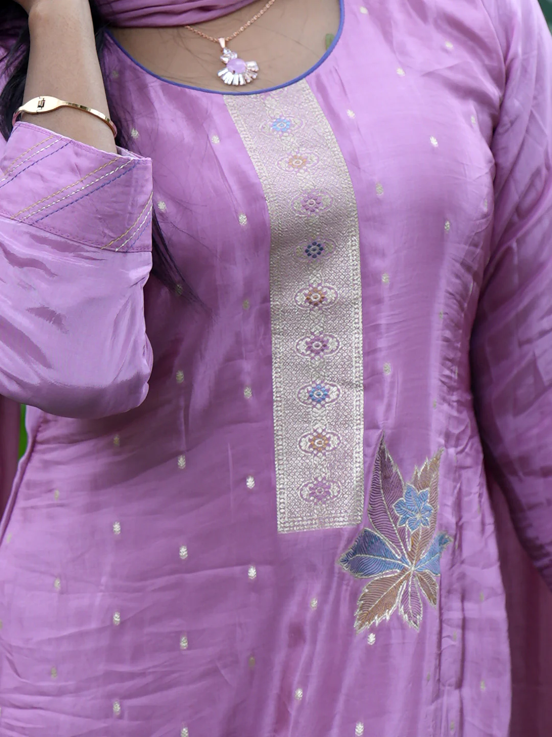 Women MM Silk Embroidered Lavender Kurti Set EKS119 - Image 3