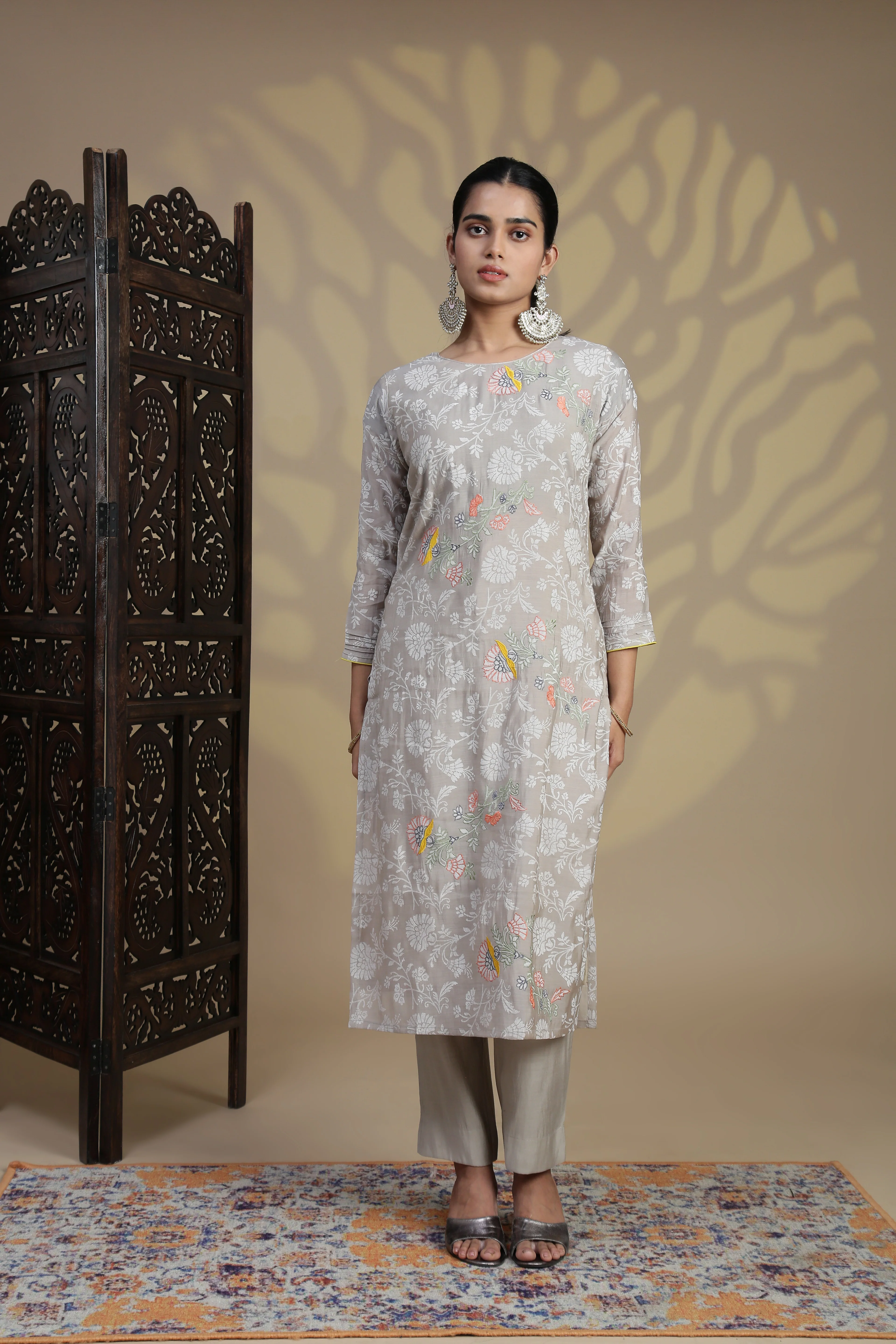 Women Light Grey MM Silk Embroidery Kurti Set EKS99 - Image 5
