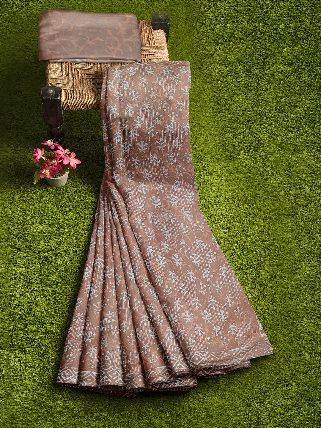 Women Mustard Pure Cotton Saree PCS192 - Image 2