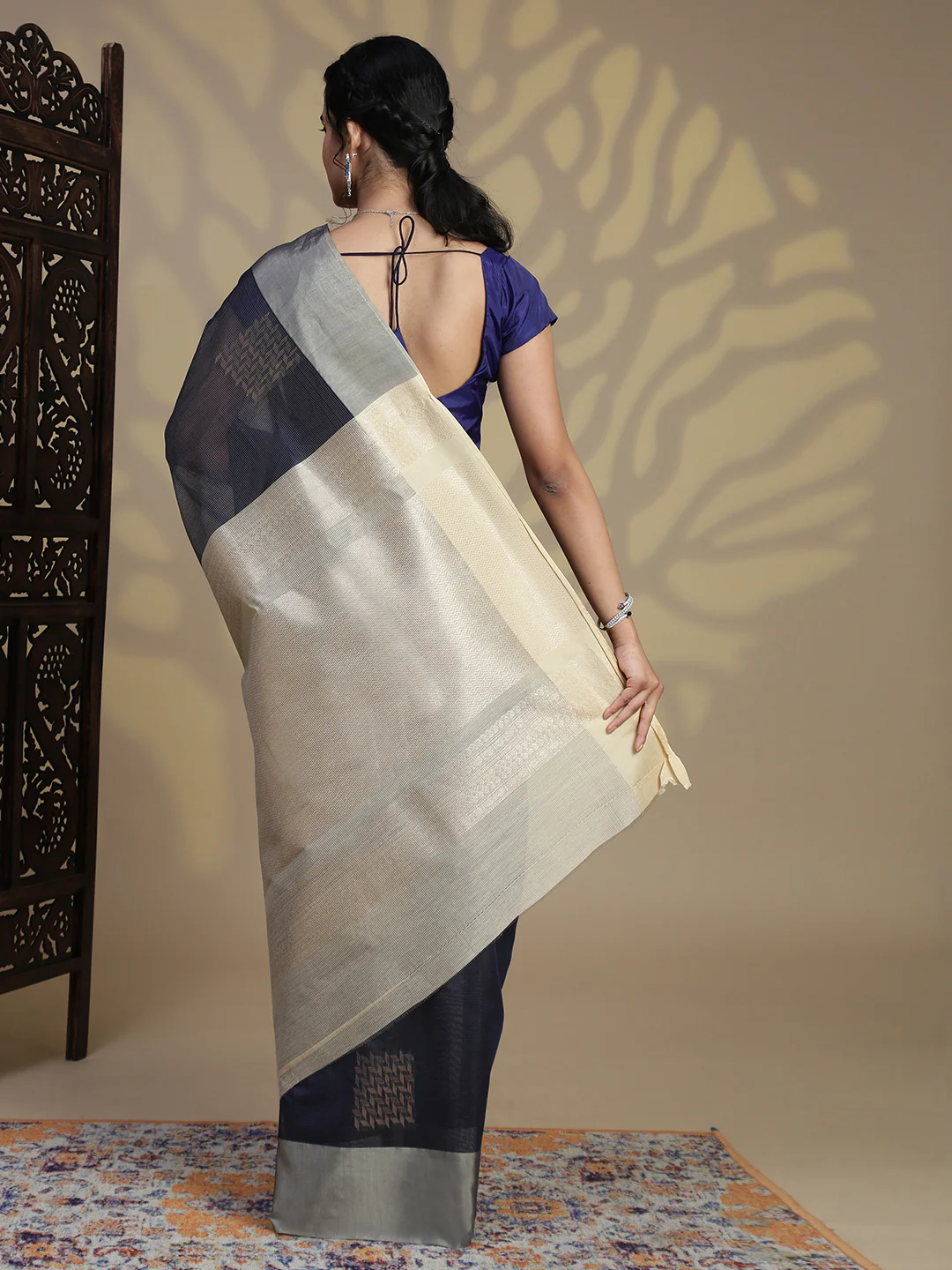 Women Navy Kora Cotton Saree SK102 - Image 4
