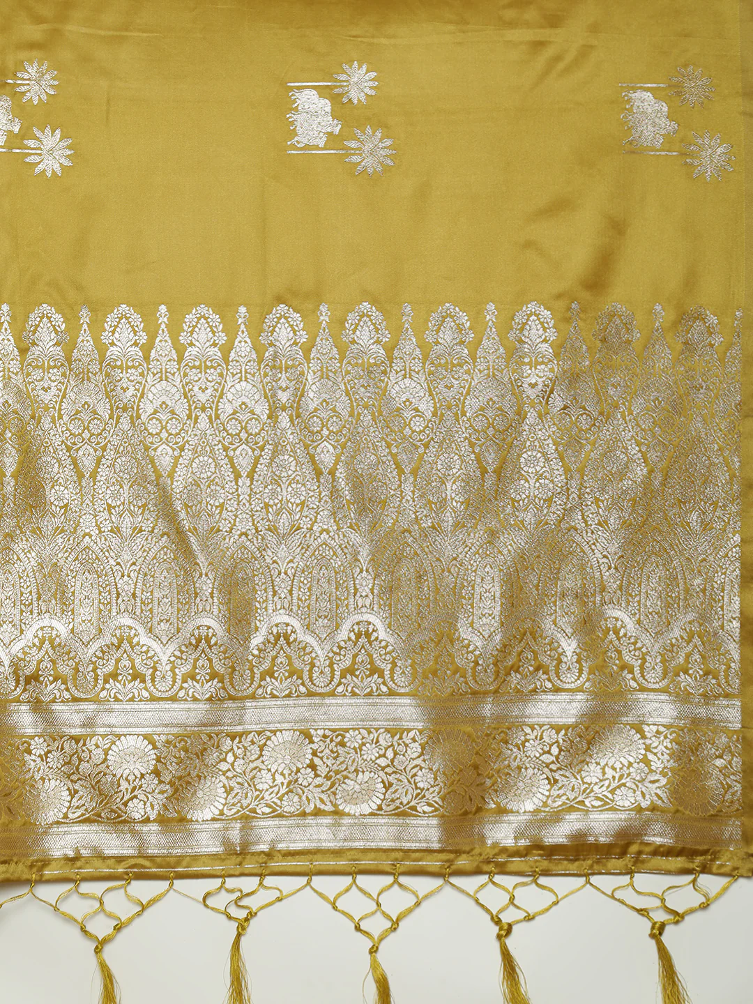 Women Olive Soft Silk Saree SS386 - Image 5