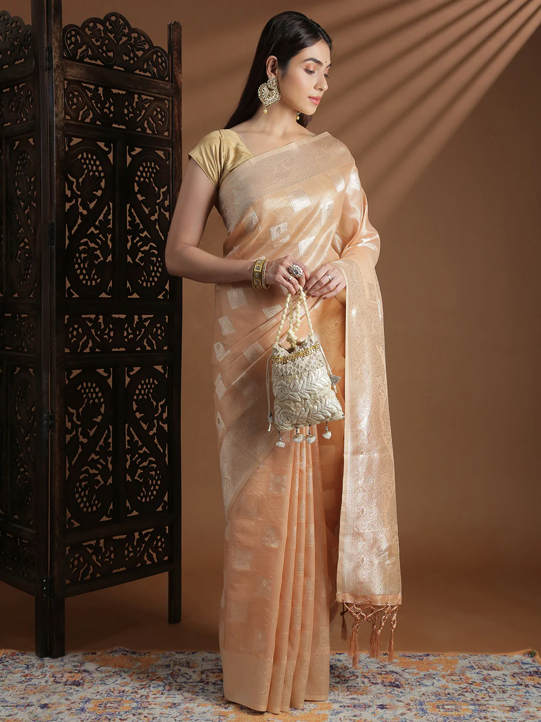 Women Peach Cotton Weaving Saree PCS257