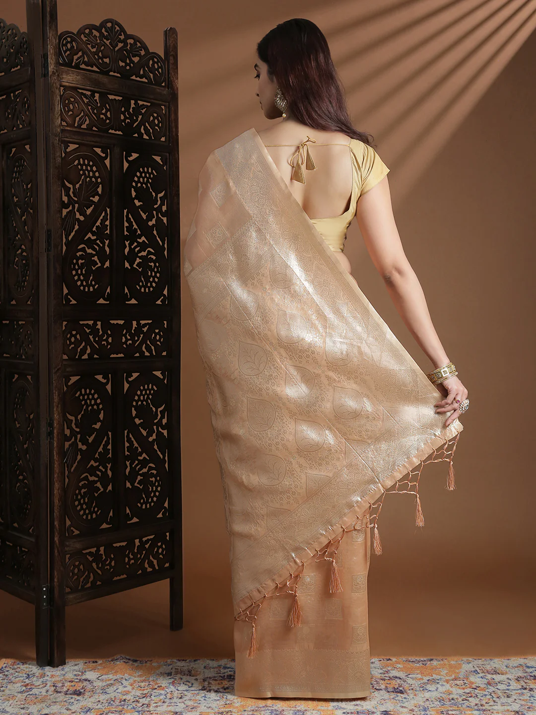 Women Peach Cotton Weaving Saree PCS257 - Image 3