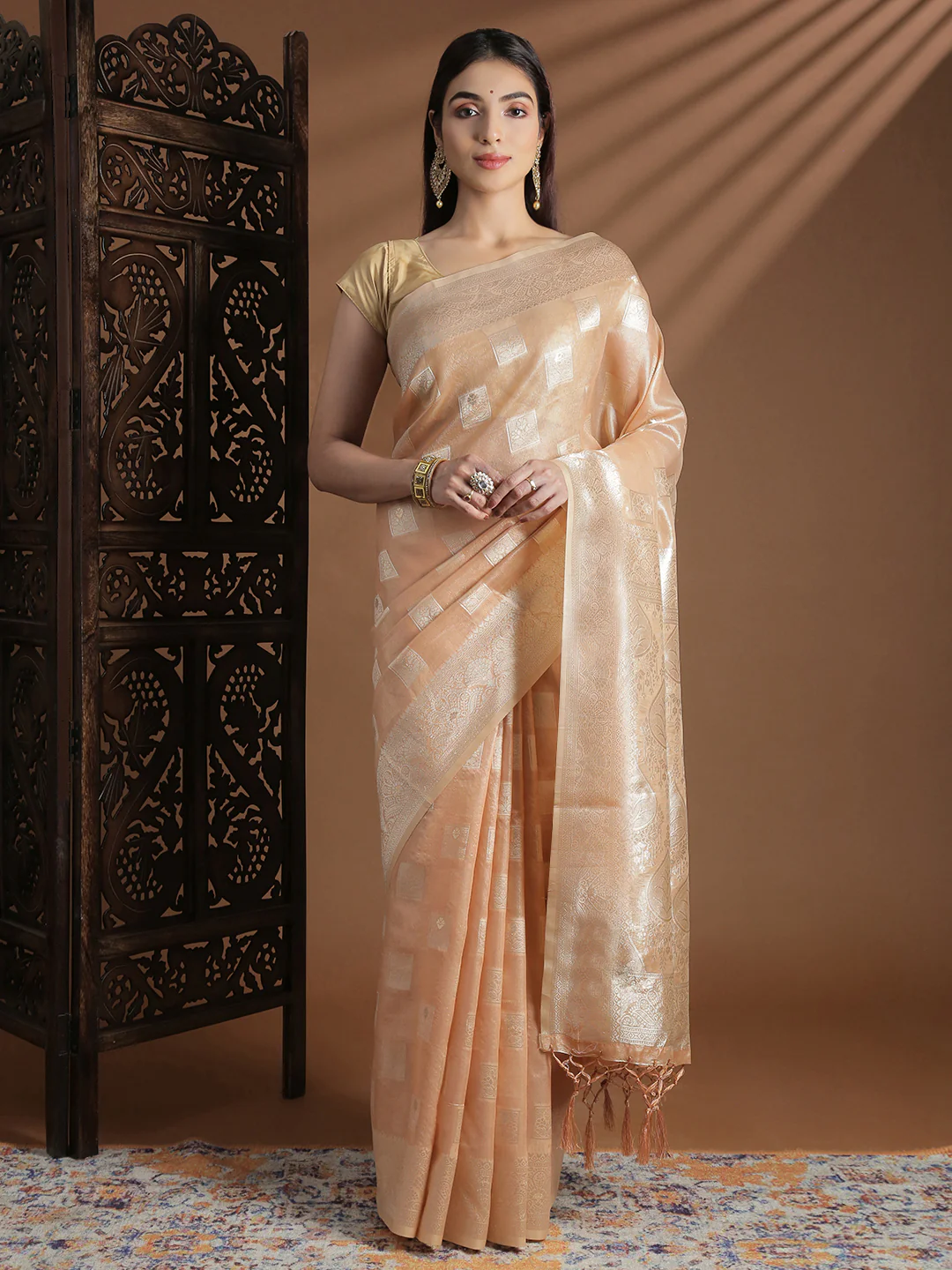 Women Peach Cotton Weaving Saree PCS257 - Image 4