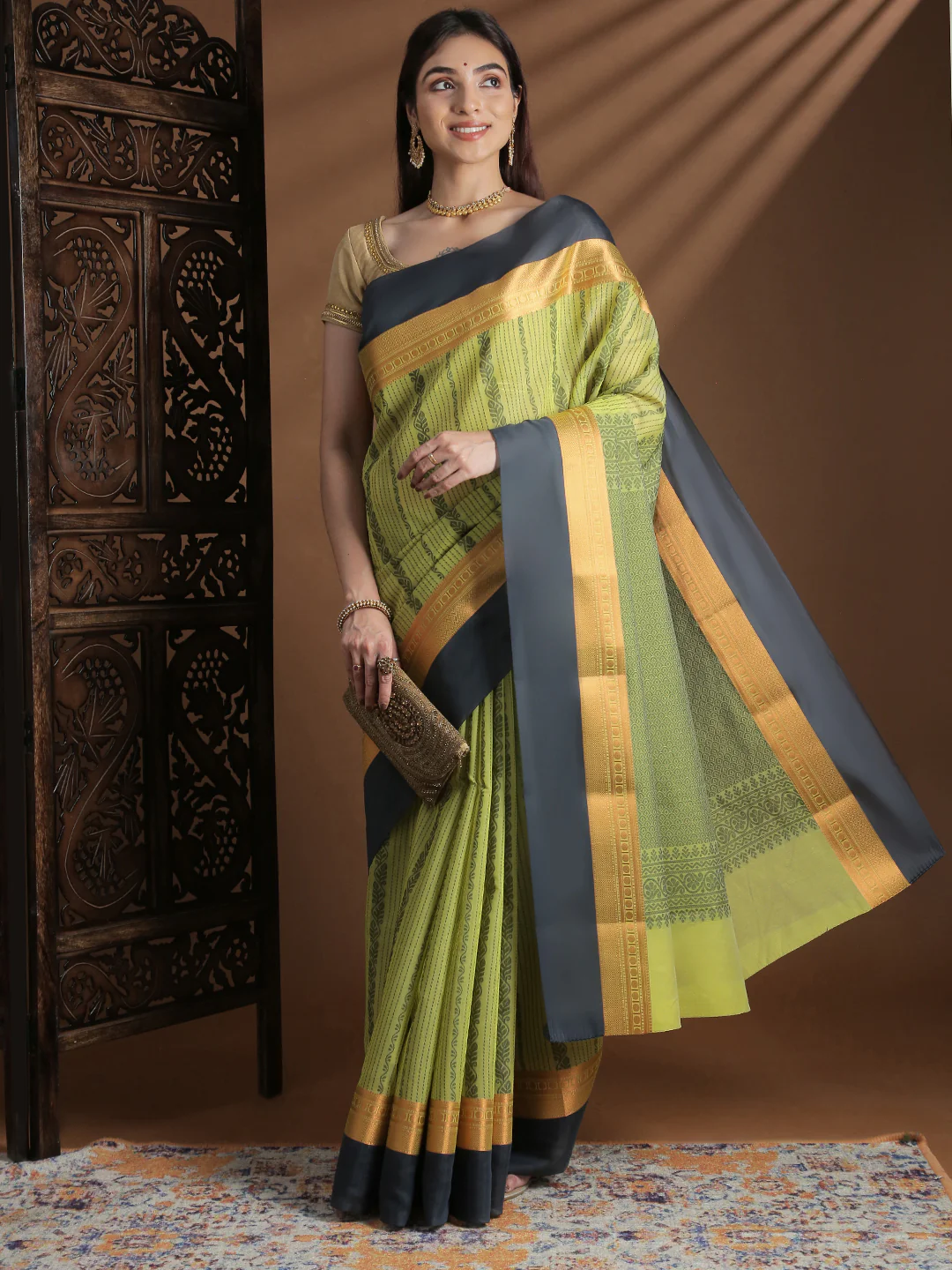 Women Peridot Green Kora Cotton Saree SK133 - Image 7