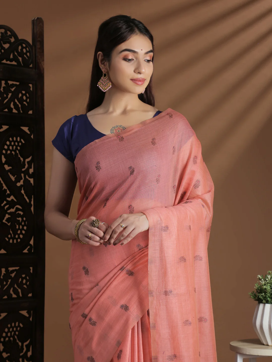 Women Peach Cotton Weaving Saree PCS247 - Image 2