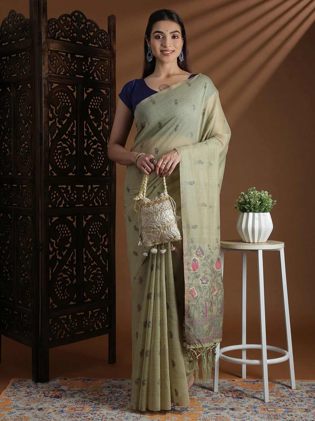 Women Sage Green Cotton Weaving Saree PCS255 - Image 4