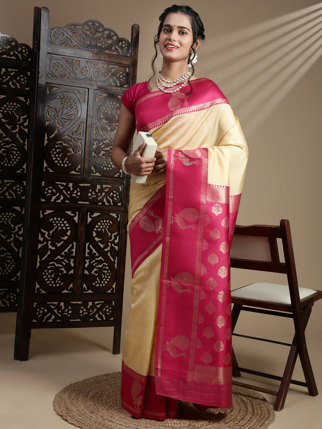 Women Sandal with Pink Border Soft Silk Saree SS390 - Image 3