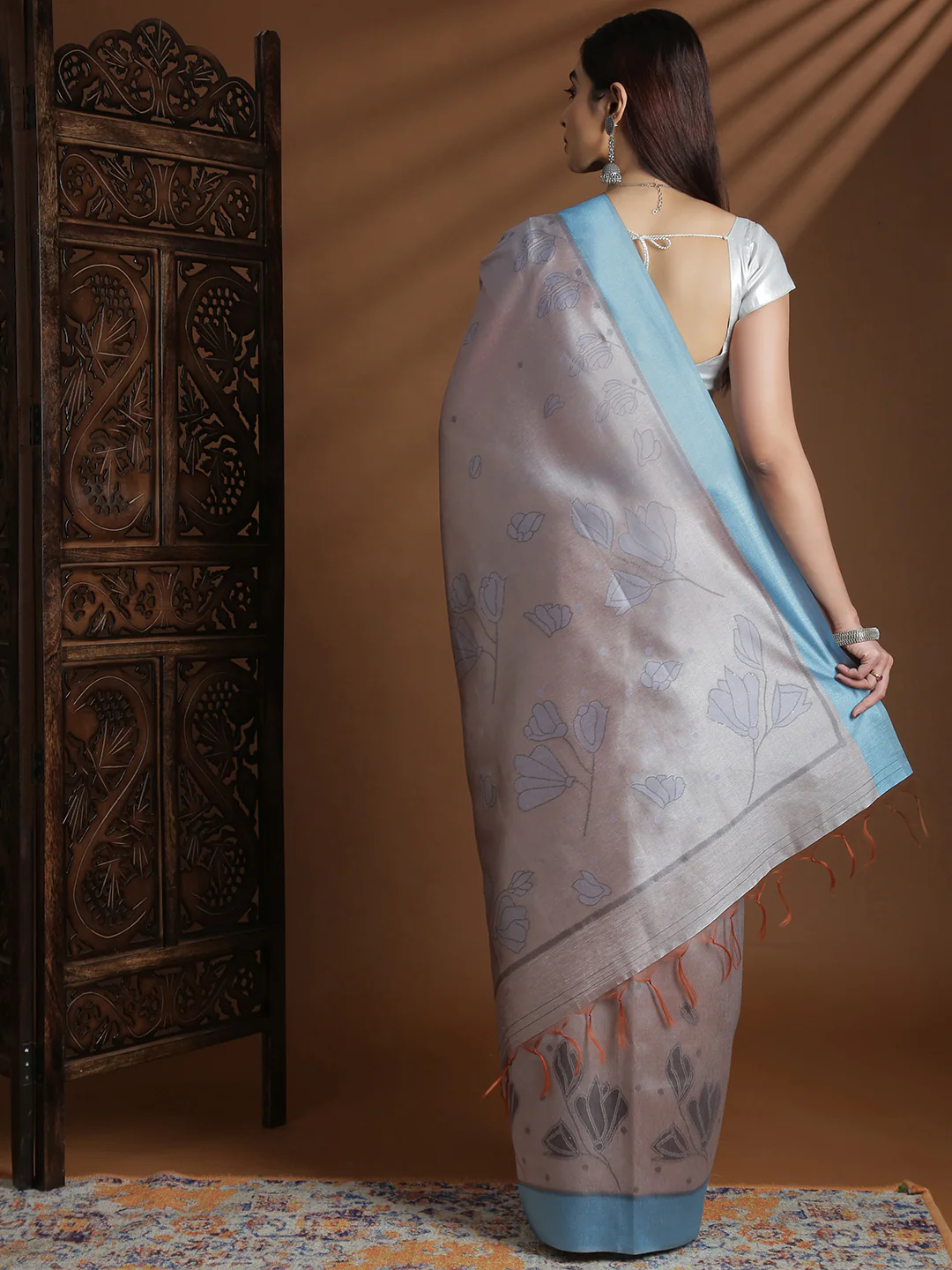 Women Semi Tussar Weaving Grey Saree ST319 - Image 3