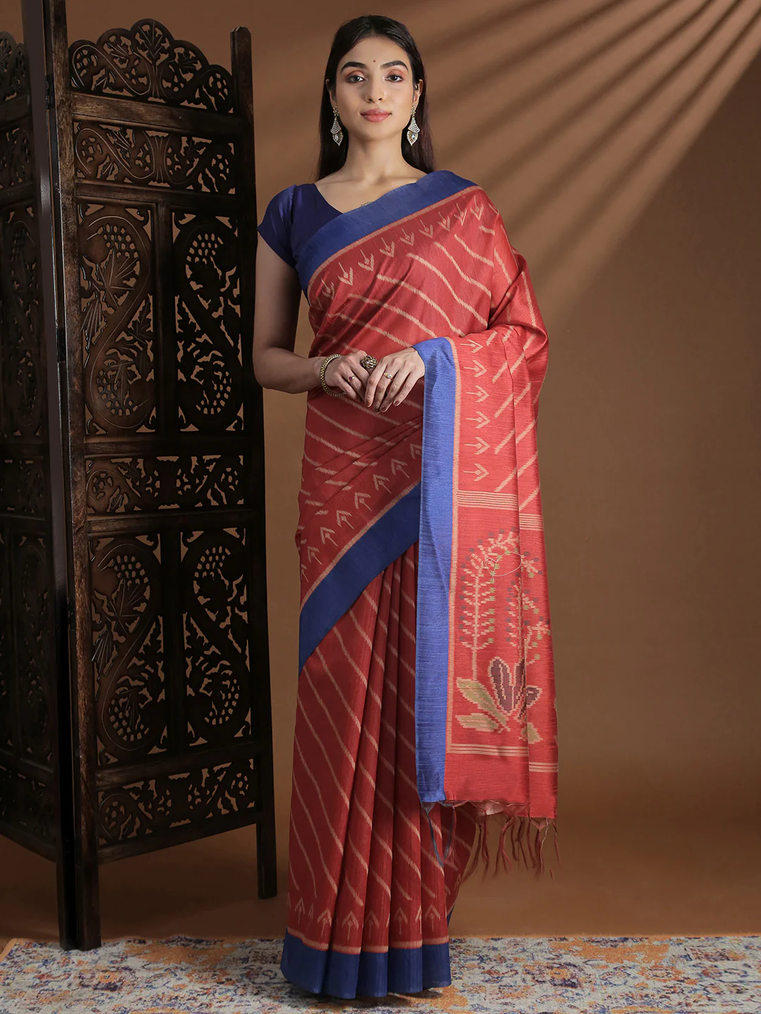 Women Semi Tussar Weaving Red Saree ST321 - Image 4