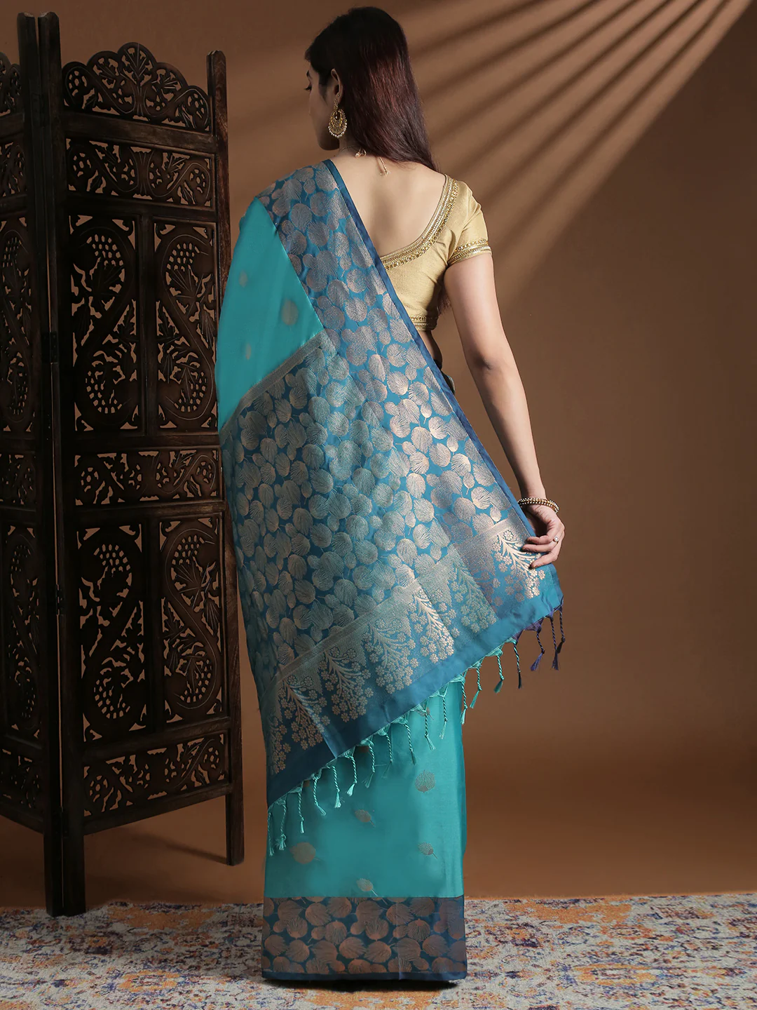 Women Soft Silk Saree Green SS414 - Image 3
