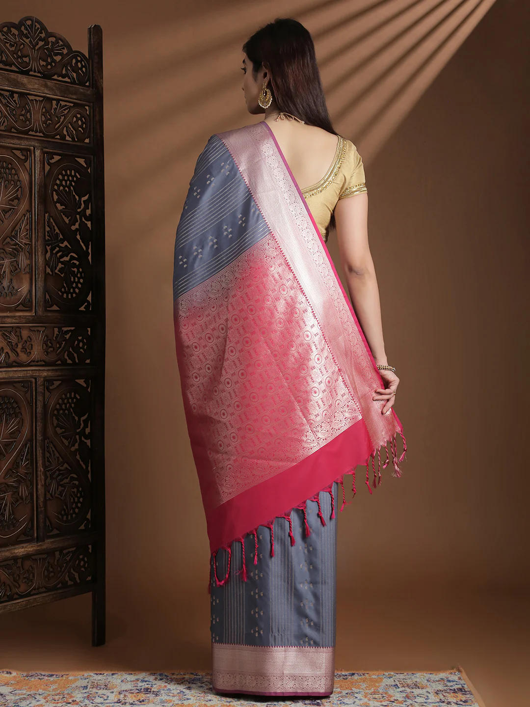 Women Soft Silk Saree Grey with Pink SS407 - Image 3