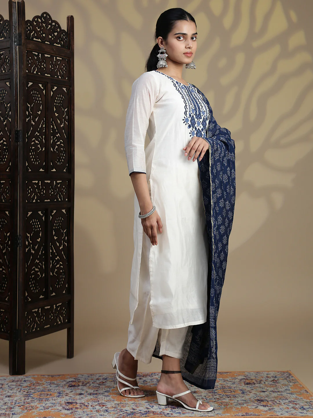 Women Cream MM Silk Printed Kurti Set EKS126 - Image 4
