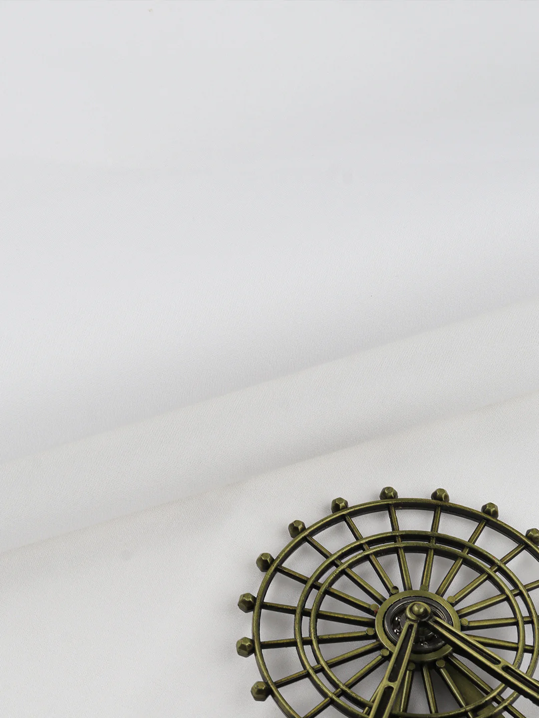 Wrinkle Free Kurta & Pyjama Fabric White Metalian - Image 2
